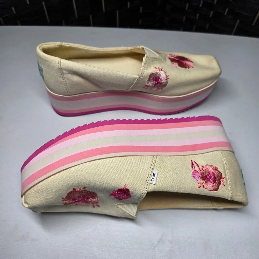 TOMS Alpargata Platform Pink Floral Embroidered Slip On Shoes Womens Size 8